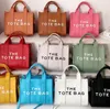 2023 Marc Sugao Kvinnor Tote Axelväskor Crossbody Bag Luxury Stora kapacitet Pu Leather Purses For Women mode Colorful Handbags Shopping Bag