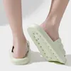 Zapatillas para hombre, suela suave, zapatillas de nube, chanclas de playa de verano, zapatilla de plataforma gruesa para mujer, chanclas coreanas de Eva para el hogar, sandalias para mujer Z0328