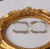 23SS Ny stil lyx varumärkesdesigners Letters Ear Stud Simple 18K Gold 925 Silver Geometric Women Circle Rhinestone Diamond Earring Jewerlry