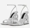2023 Sommer Luxusmarken Lackleder Sandalen Schuhe Pop Heel Vergoldet Carbon Nude Schwarz Rot Pumps Gladiator Sandalias mit Box Designer Schuhe