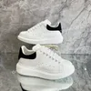 2023top Designer Casual Shoes Platform Sneakers Clear Sole Black Wit Gray Pink Blue Royal Neon Green Mens Trainers Tennis