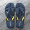 Kapcia Zuzi moda niebieska masaż kapcie mężczyźni Mężczyźni Flip klapki duży rozmiar 46 Casual Slides Non Slip Beach Kaptaki wewnętrzni Mężczyźni Z0328