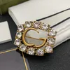Womens Brosch Gold G Brand Luxurys Desinger Brosch Women Rhinestone Pearl Letter Brooches Suit Pin Fashion Jewelry Clothing Decoration High Quality Nice
