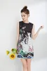 Dress 2023 Spring/Summer New Show Dress Fashion Slim Sleeveless Tank Top Slim Fit Little White Rabbit Print Dress