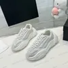 2023 Sapatos casuais de luxo Men plataforma Lace de couro Up Moda 3D Esportes brancos BLCK Grey Mulheres com tênis de baixo top 35-45