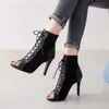 Sandali Lace Up Heels 9CM Scarpe da donna Summer Trend Nero Sexy Peep Toe Stivali Fashion Panno Tacchi a spillo Jazz Dance Donna 230328