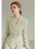 Robes décontractées FSLE Office Lady Notched Full Sleeve Women Dress Spring Solid Button Straigth Women Dress Version coréenne avancée 230329