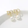Temperament Elegant Simulated Pearl Dangle örhängen för kvinnor Enkel stilig design Delikat tillbehör Fashion Smycken