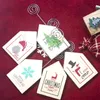 Houten kerstlabelhouder huis vorm cartoon kantoor desktop decoratie memo clip party zitkaart houders