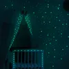 Наклейки на стенах светящиеся настенные наклейки для детских комнат точки точки звезды Потолочные наклейки на стены светящиеся наклейки на стены наклейки светятся в темном домашнем декоре 230329
