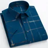 Chemises décontractées pour hommes été hommes à manches courtes imprimés chemises décontractées Stretch mode Plaid rayé affaires formelle robe sociale chemise pour homme 230329