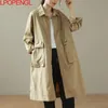 Vêtements pour femmes Trench Coat 2023 Printemps Coupe-vent à manches longues Literary Fashion Midlength Temperament Cotton And Linen Tooling Jacket 230329