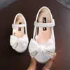 Sneakers Baywell Sepatu Anak anak Berlian Imitasi Berkilau Desain Pita Putri Pesta Tari Anak Perempuan Pertunjukan Flat Bayi 230329