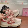 Klänningskor Kvinnors sportskor Ny mode rosa koreansk stil kvinnor skor vår 2022 andningsbara tjej sneakers casual non-slip aa230328