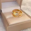 Совершенно новый дизайнерский кольцо Fashion Tri Color Three Ring Пара обручальное кольцо для женщин роскошные скай -звезда Diamond Ring Jewelry Jewelry