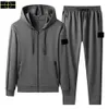 Plus maten Bovenkleding Jassen Stone Jacket Island Nieuw Lente en Herfst Trainingspakken Mode Klassieke jas Effen Casual Sports Suit Tweedelige herencapuchon Rits Topbroek