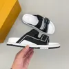 Designer Tofflor Trainer Mules Sandal Herr Spänne Prägling Tofflor Gammal Blomma Sommar Läder Gummi Sko Slides