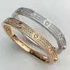 Bracelet créateur Carti bijoux jonc Version haute Or Rose 18k Diamant Full Star LOVE Couple Clip Bracelet