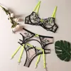 Delikat Underkläder Set Blommor Spets Underkläder Sexiga broderier 3-delad Transparent Skir Intim BH Kit Push Up Ocensurerad
