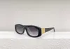 Kvinnors solglasögon för kvinnor män solglasögon herr mode stil skyddar ögonen uv400 lins med slumpmässig låda och fall 74573