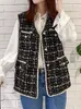 Gilets pour femmes Sungtin Retro Débardeur en tweed pour femmes Noir Col en V Veste sans manches à poitrine simple Automne Hiver Bureau coréen Veste à la taille pour femmes 230329