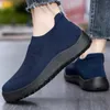 드레스 슈즈 Sepatu Pria 2023 운동화 Baru Ringan Zapatillas hombre slip on olahraga tenis untuk kasual sneaker gratis pengiriman loafer 230329