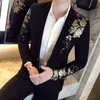 Abiti da uomo Blazer Luxury Gold Print Blazer Slim Fit Uomo Blazer Stage Cloth Abito da sposa per feste sociali Giacca da uomo nera 230329