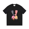 Мужские футболки дизайнер ранняя весна 2023 г. Новая футболка женская круглая шея, топ абстрактный дизайн кролика чувства мужчин, женщины 067s