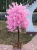 装飾的な花2メートル背の高いピンクシミュレーション木々の人工絹の花の木の木の木を開けた庭の装飾