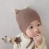 Czapki czapki topi bayi szydełko mumim semi dingin pompom perrempuan laki laki lembut czapka warna solid rajutan telinga hangat pelindung 230328