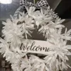 Dekorative Blumenkränze Buffalo-Plaid Weißer Hartriegel Frühling mit Willkommensschild Haustür Wandbehang Ornament Girlande für Zuhause Osterkranz P230310
