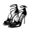 Modekvinnor pumpar London Azia 95 mm sandaler i patentläder Italien Raffinerade fyrkantiga tår korsar ankel slingdesigner bröllopsfest höga klackar sandalbox EU 35-43