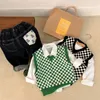 Gilet Baby Maglione Gilet Bambini Scollo a V Motivo a scacchiera Senza maniche Chalecos Pullover Primavera Gilet di lana lavorato a maglia Boy Girl 230329