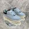 2023top ny designer casual skor svart vit casual sport sneakers strumpor tränare män kvinnor stövlar plattform skor snabb tränare