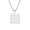 Pendentif Colliers En Acier Inoxydable International Échecs Carré De Mode Minimaliste Collier Bijoux Cadeau Pour Hommes