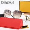 Designer Designer Solglasögon bär bokstäver på Lens Classic Element Glasses Full Frame Adumbral Design för Man Woman 6 Styles Options Toppkvalitet O9EP D81O