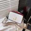 9 färger Multicolor Luxury Designer Bag Klassiska kvinnor Justerbar bred axelrem Shouders Camara Handväska Fashion Crossbody Tote