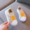 Spor ayakkabı çocukları gündelik ayakkabılar erkek ve kızlar spor ayakkabıları yaz ve sonbahar şık nefes alabilen bebek yumuşak taban antiskid çocuk ayakkabıları 230329