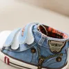 Athletic Outdoor Shenxuanny New Spring Canvas Scarpe per bambini Ragazzi Sneakers Marca Scarpe per bambini per ragazze Jeans Stivali piatti in denim Scarpe per bambini W0329