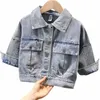 Giacche Bambini Denim per ragazze Cappotti con ricami floreali per bambini Primavera Autunno Moda Capispalla per bambini Jeans strappati Jean 230329