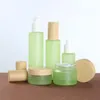 Bouteille en verre vert givré Pot de crème Spray Lotion Pompe Bouteilles Conteneur cosmétique 20 ml 30 ml 40 ml 60 ml 80 ml 100 ml 120 ml avec bois imité