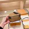 2 Boyutlar 3 Renk Lüks Tasarımcı Yuvarlak Çanta Kek Cowhide Omuz Crossbody Çantalar Kozmetik Çantalar Kılıflar Çanta Kadın Telefon Kamera Tote