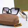 Casual Designer Solglasögon Rectangle Goggle Beach Solglasögon För Man Kvinna Full Bram Bokstäver 4 alternativ