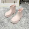 Botas de chuva Mulheres luxuosas Casual Casual Bottom BOTO CURTO CURRAGEM Damas aquáticas Botas de tornozelo à prova d'água 230330