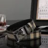 cintura da uomo Fibbia automatica Cintura di design striscia di lusso Fibbia con lettera cinture classiche oro e argento fibbia nera larghezza casual 3,8 cm misura 100-125 cm regalo di moda