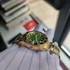 40mm män Titta på armband GMT116718 LUMINOUS AUTOMATISK A3186 Rörelsevakning BEZEL Vattentät Father Birthday Present Gold Green Dial Travel Lusso Orologio