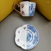 Tazze e piattini Set di tazze e piattini da caffè di lusso in stile britannico con tè pomeridiano cappuccino in ceramica dorata