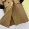 女性デザイナーロングトレンチコート両面ウール生地カラーブロッキングラペル長袖ダブルブレストミドル丈コートバッグロゴブランドデザイン衣類
