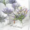 Fiori decorativi Lavanda Fiore artificiale Viola Decorazione di nozze romantiche Sfondo Fagotto finto Sposa con giacinto