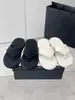 2023 Nieuwe lederen splicing clip teen slippers vrije tijd rhomboid platte strand flip-flops damesschoenen